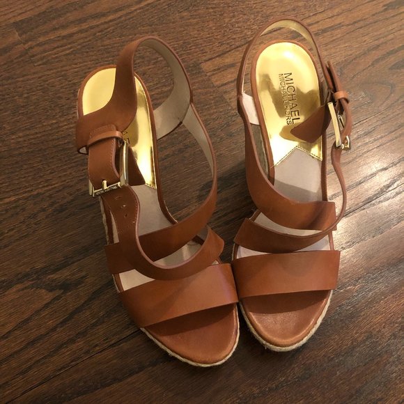 Michael Kors Tan Wedges Size 9 - Picture 4 of 5